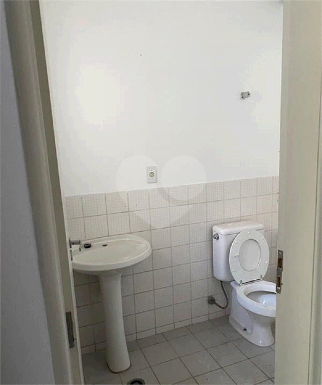 Sobrado de 300m2 para fins comerciais
