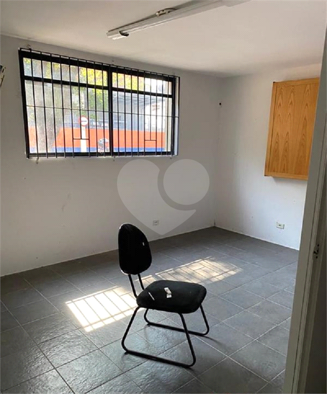 Sobrado de 300m2 para fins comerciais