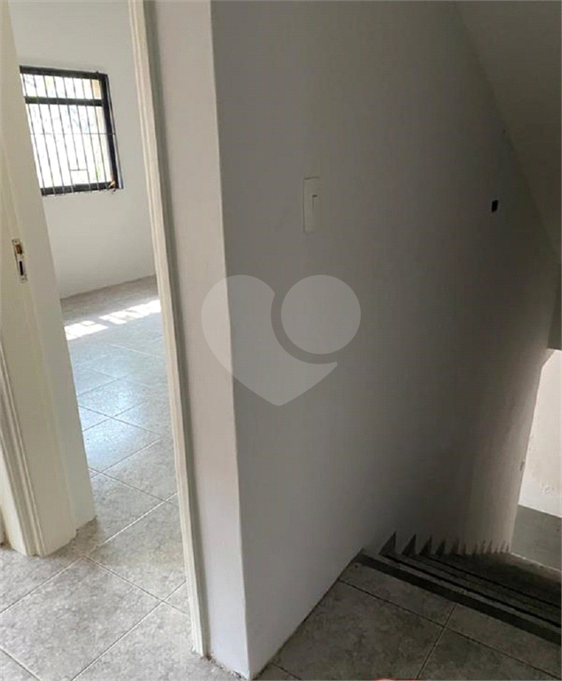 Sobrado de 300m2 para fins comerciais
