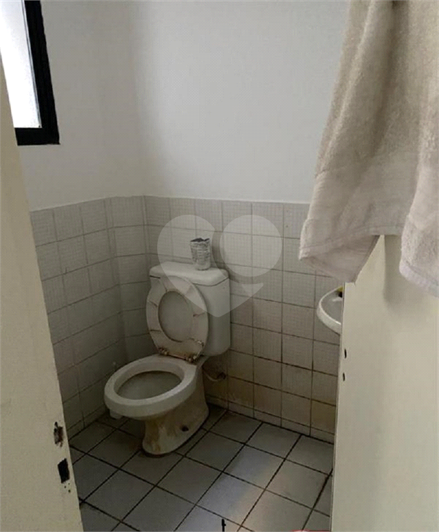 Sobrado de 300m2 para fins comerciais