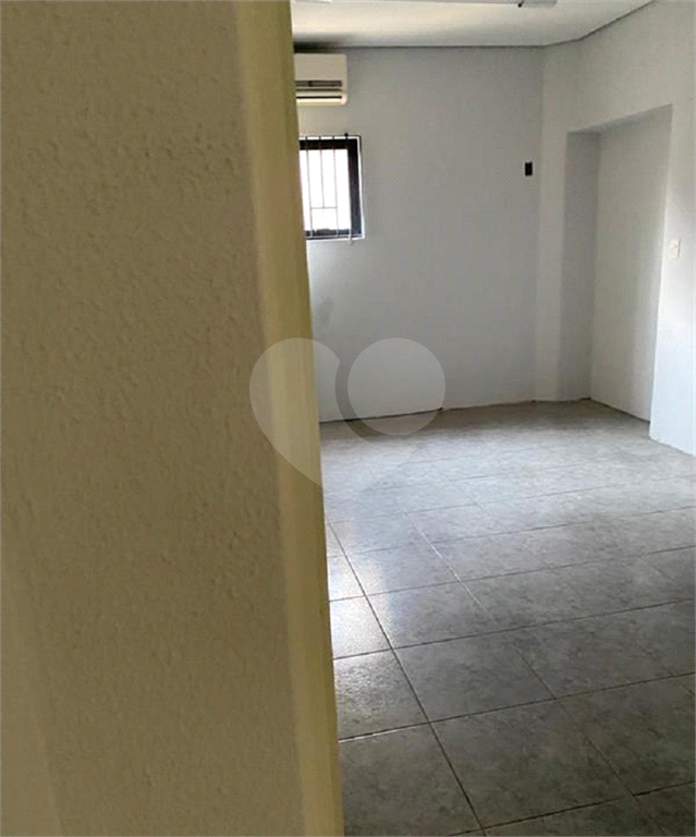 Sobrado de 300m2 para fins comerciais
