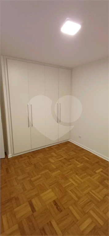 APARTAMENTO em VILA MADALENA