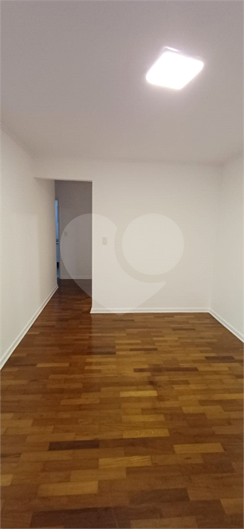 APARTAMENTO em VILA MADALENA