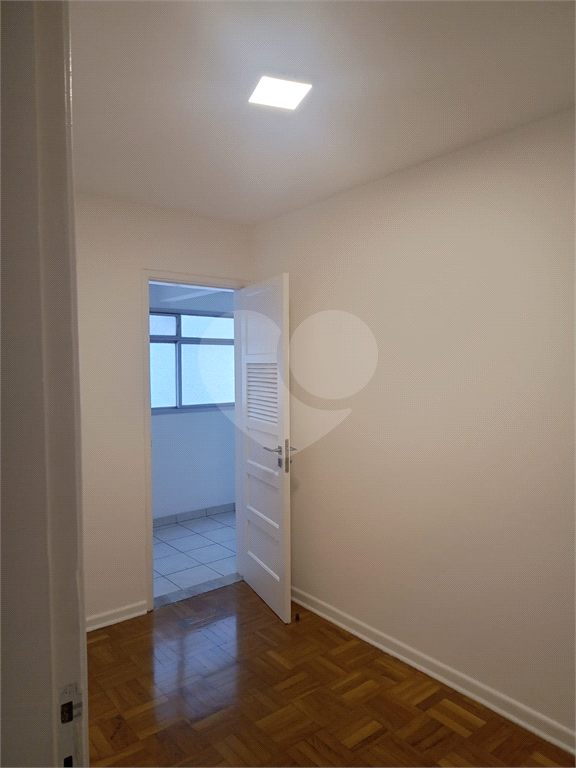 APARTAMENTO em VILA MADALENA