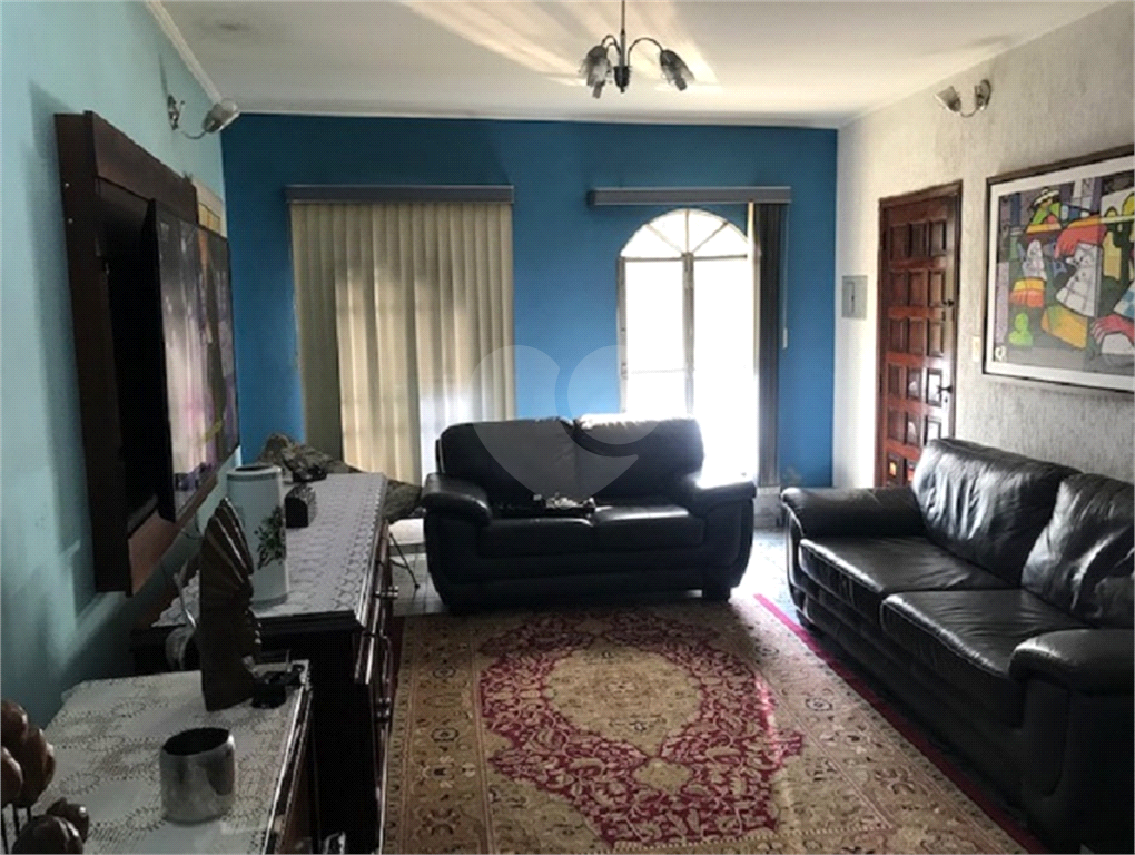 Casa à venda com 3 quartos, 140m² - Foto 2