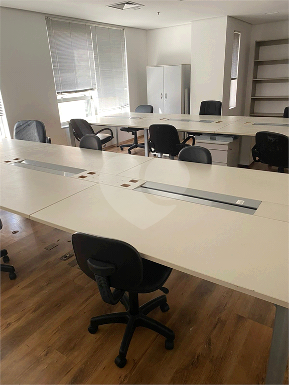 Excelente Conjunto Comercial em Pinheiros