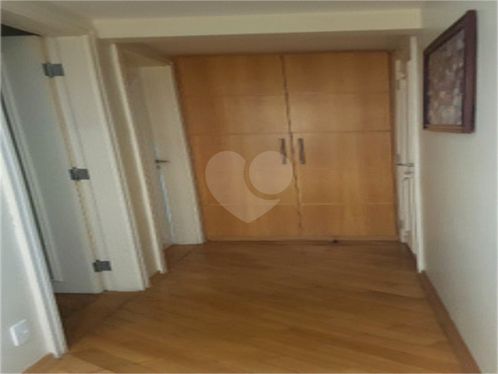 Apartamento em  Panamby
