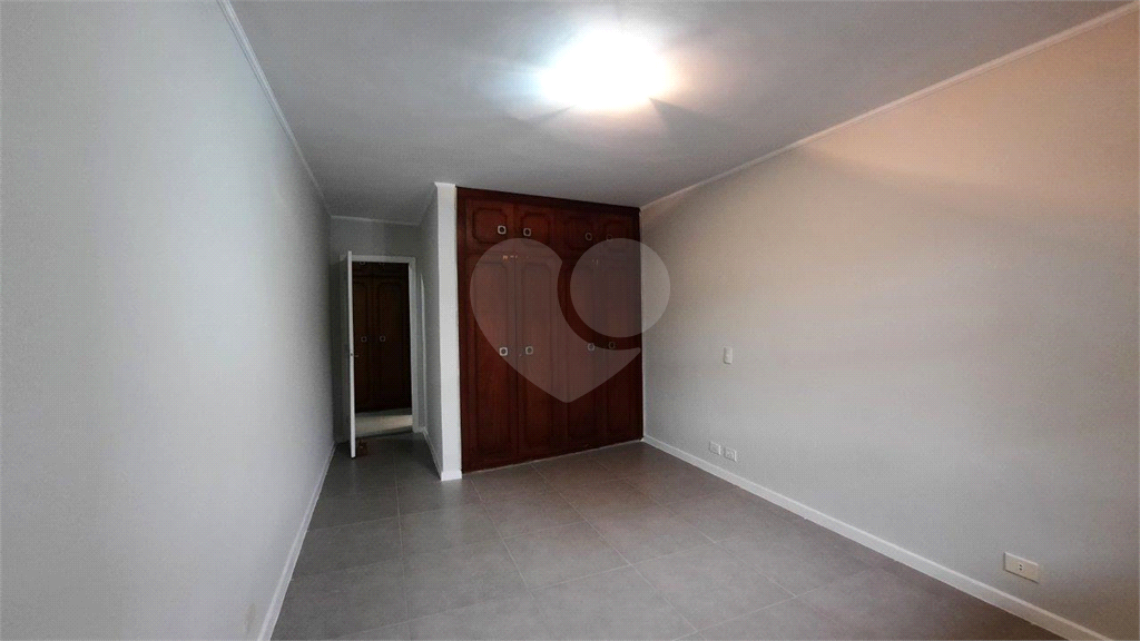 Excelente casa térrea para locação no Tremembé.