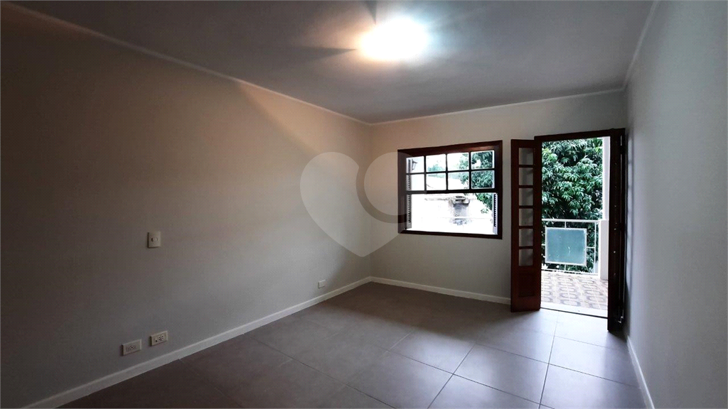 Excelente casa térrea para locação no Tremembé.