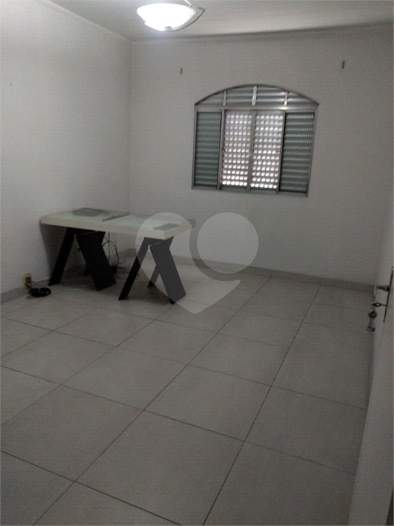 Sobrado bem distribuído e com ótimo valor!