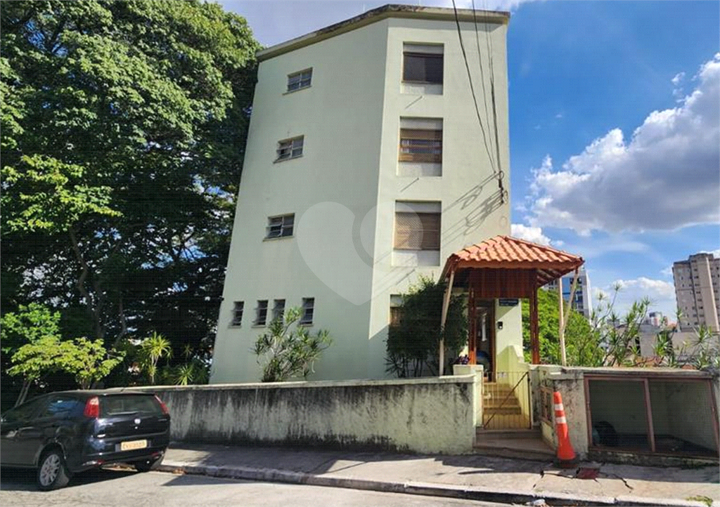 APARTAMENTO em SANTANA