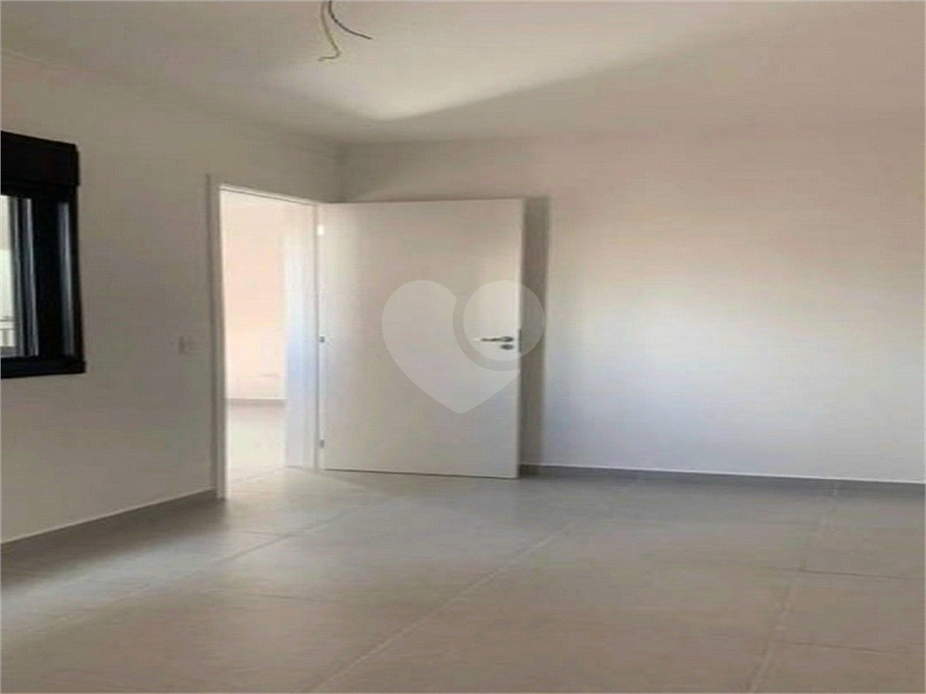 APARTAMENTO em TUCURUVI