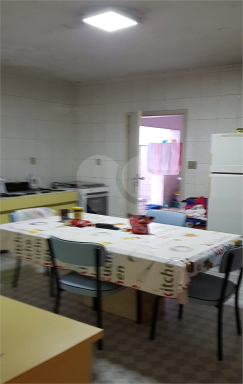 Sobrado à venda com 4 quartos, 200m² - Foto 12