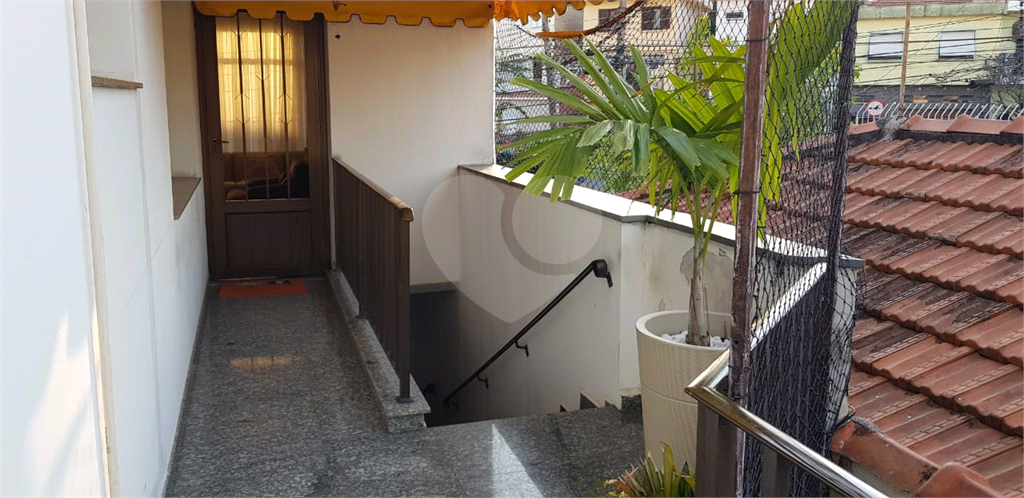 Sobrado à venda com 4 quartos, 200m² - Foto 28