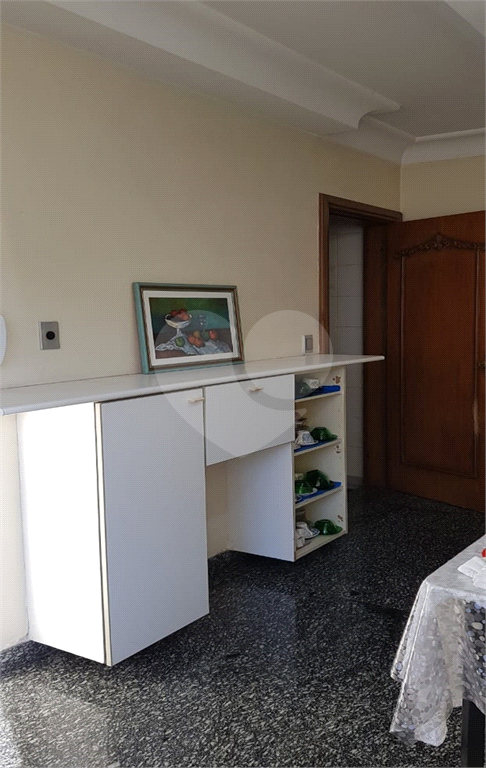 Sobrado à venda com 4 quartos, 200m² - Foto 8