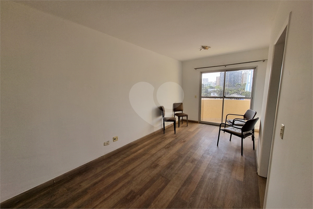 APARTAMENTO em SANTANA