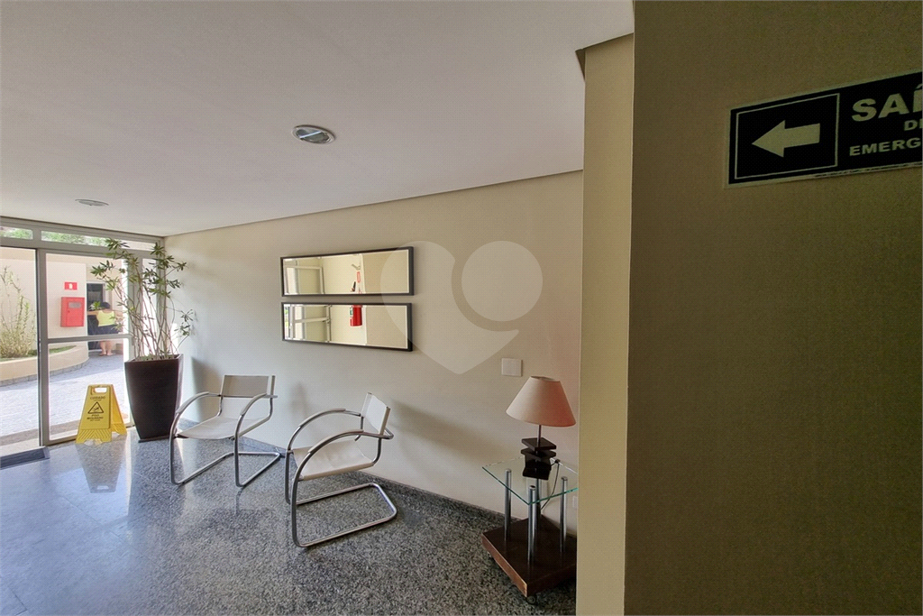 APARTAMENTO em SANTANA