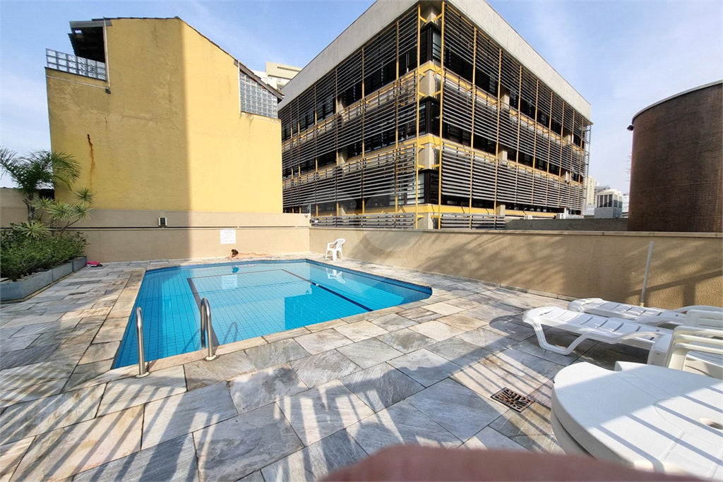 APARTAMENTO em SANTANA
