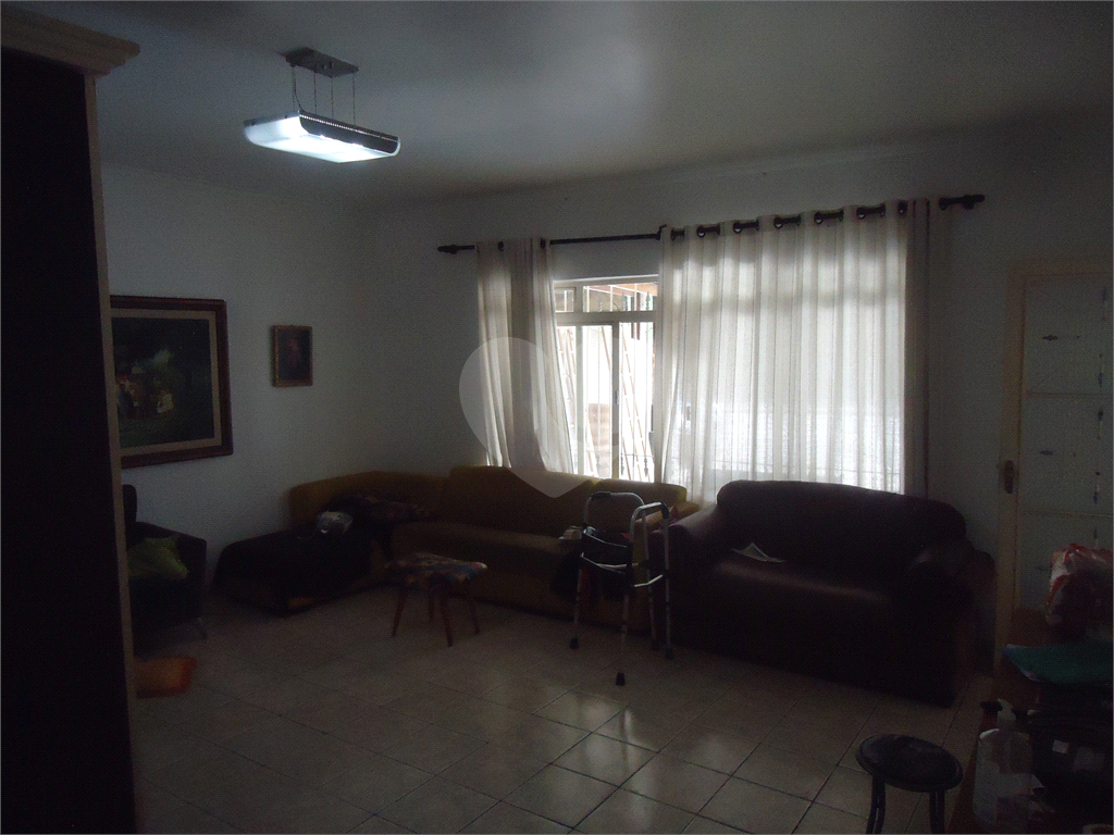 Amplo Sobrado 10x30m a Venda - 03 Dormitórios - 01 Suíte - 03 vagas - MANDAQUI