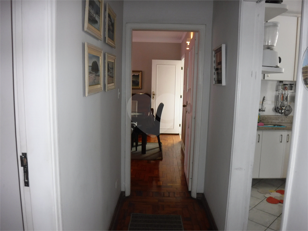 Apartamento à venda com 2 quartos, 100m² - Foto 12