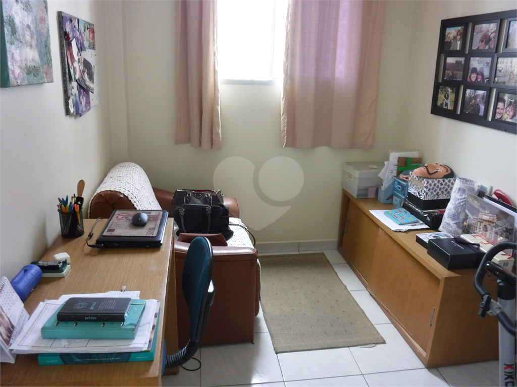 Apartamento à venda com 2 quartos, 100m² - Foto 9