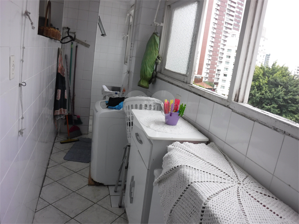 Apartamento à venda com 2 quartos, 100m² - Foto 33