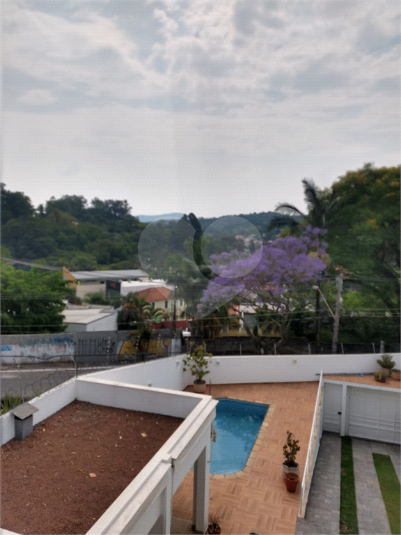 Lindo Sobrado - Venda e locação -  Tremembé -próximo ao Horto Florestal