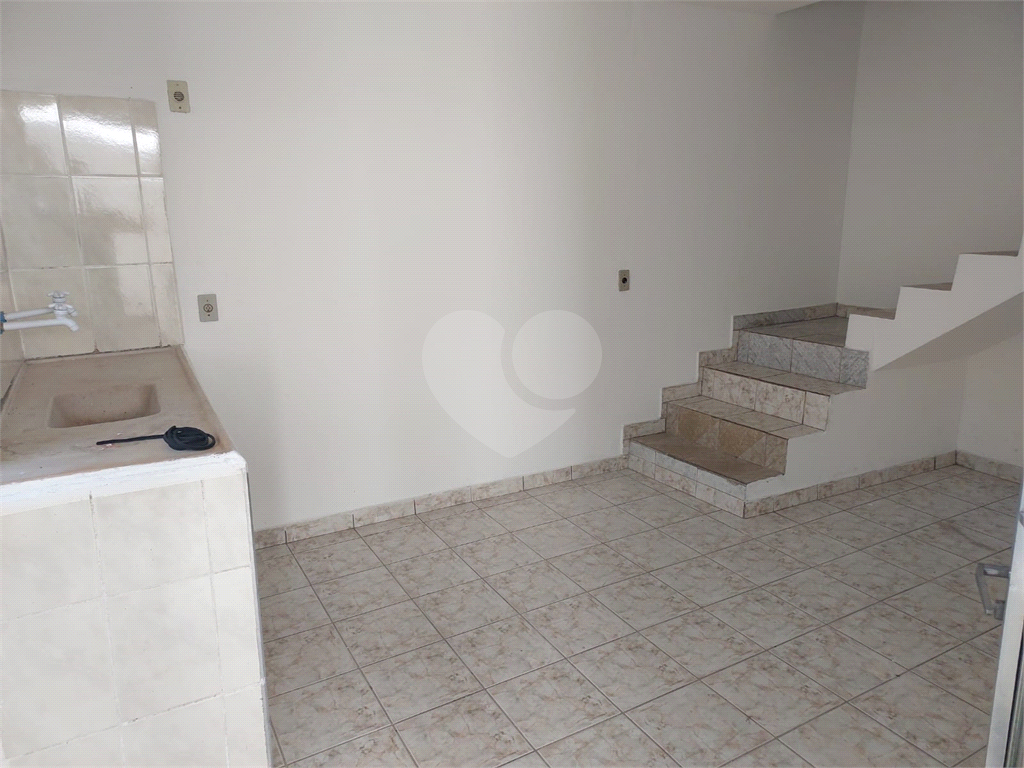 CASA TÉRREA em CASA VERDE