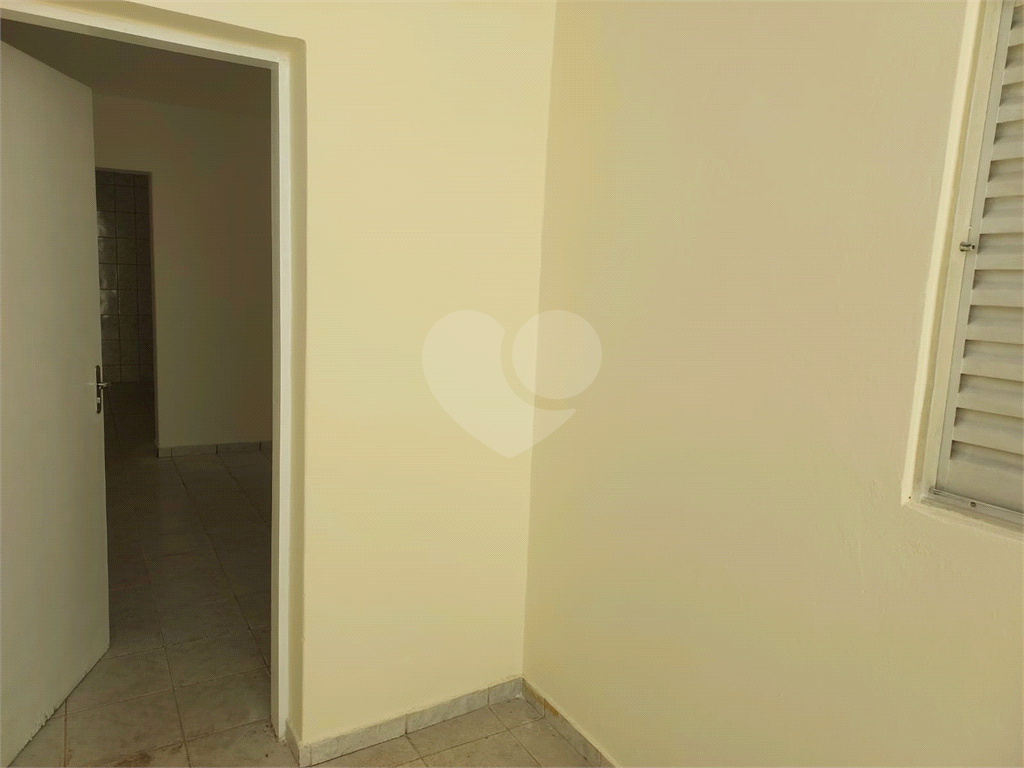 CASA TÉRREA em CASA VERDE