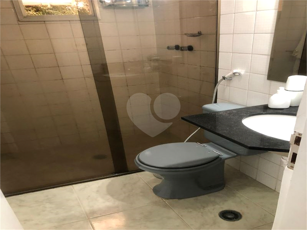 APARTAMENTO em CASA VERDE