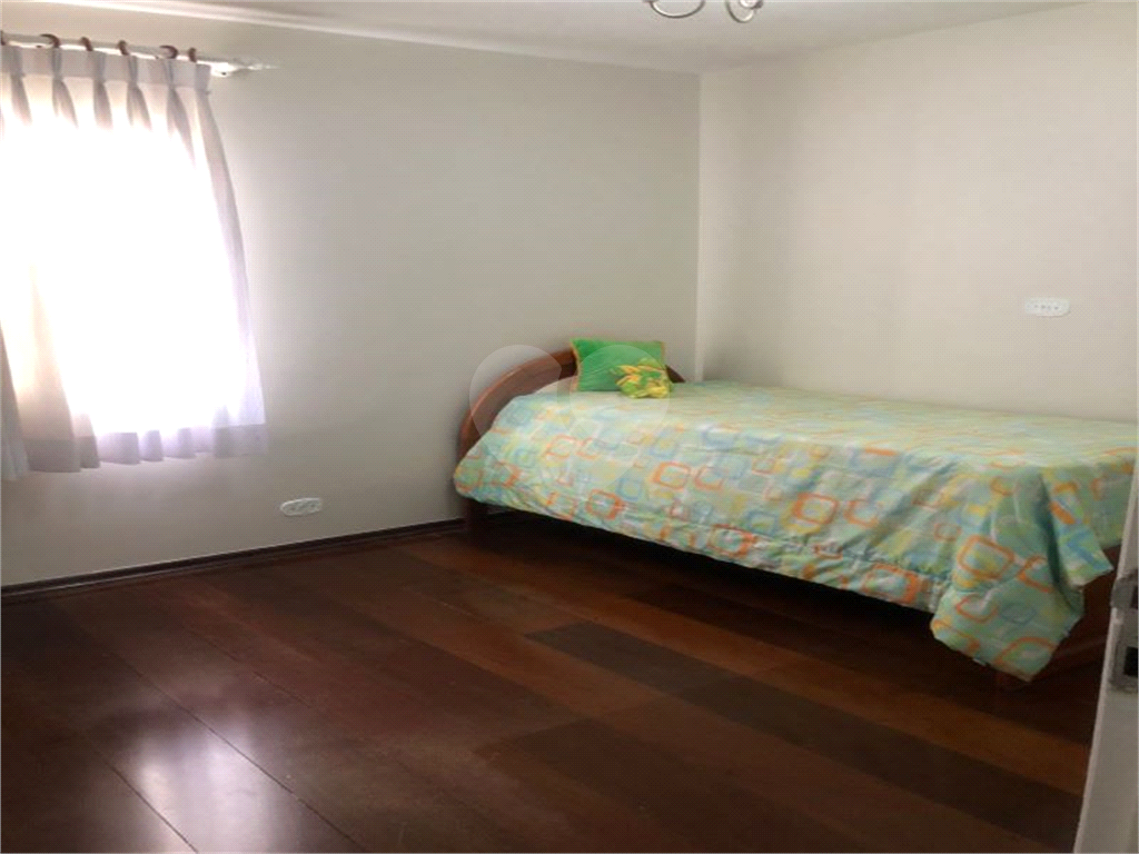 APARTAMENTO em CASA VERDE