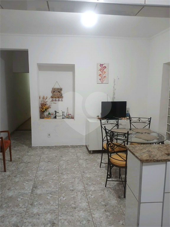 Casa à venda com 3 quartos, 155m² - Foto 4