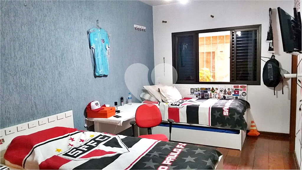 Sobrado à venda com 4 quartos, 242m² - Foto 13