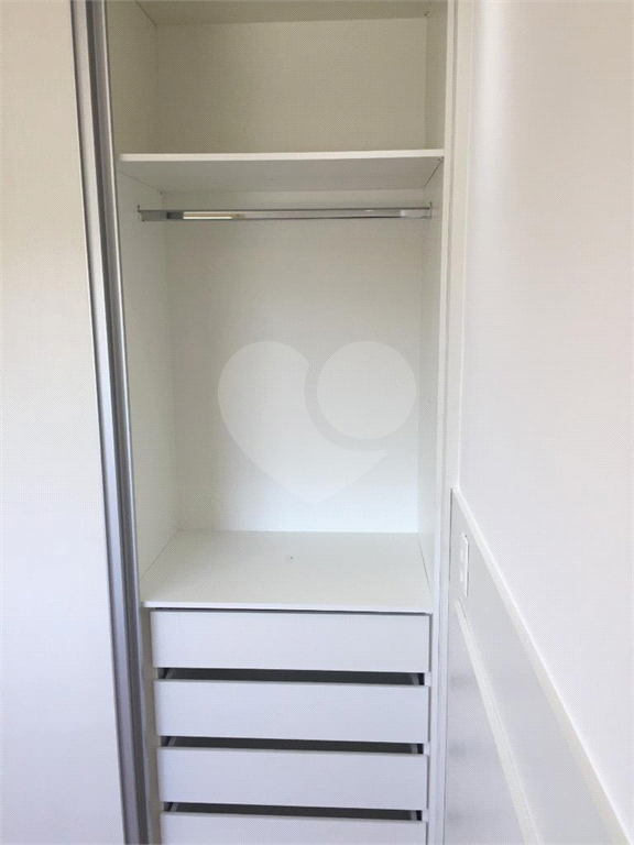 APARTAMENTO em SANTANA