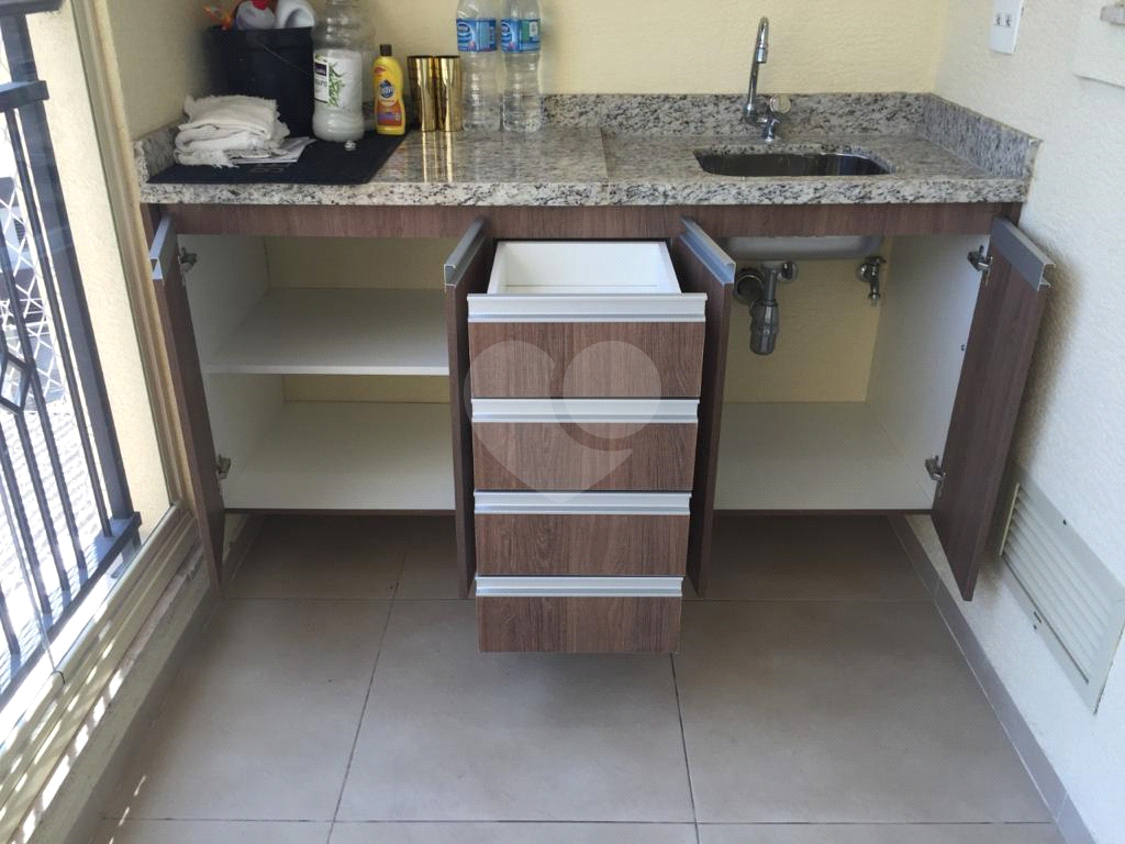 APARTAMENTO em SANTANA