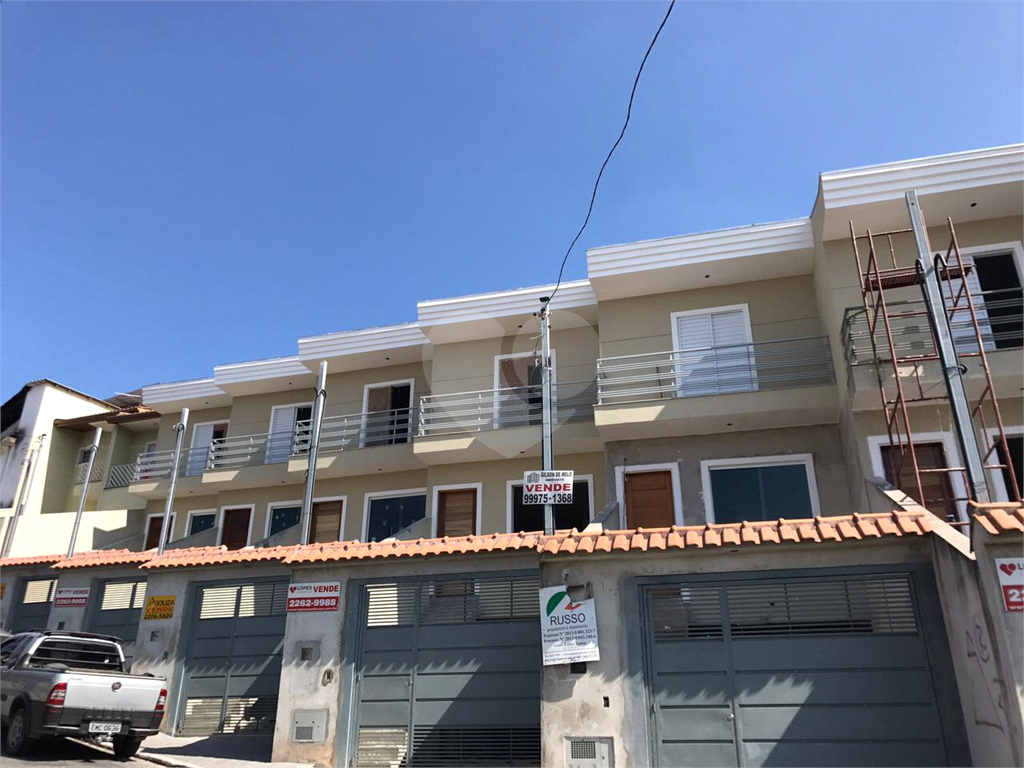 Sobrado novo de 3 quartos 1 suíte, 3 vagas de garagem Tremembé