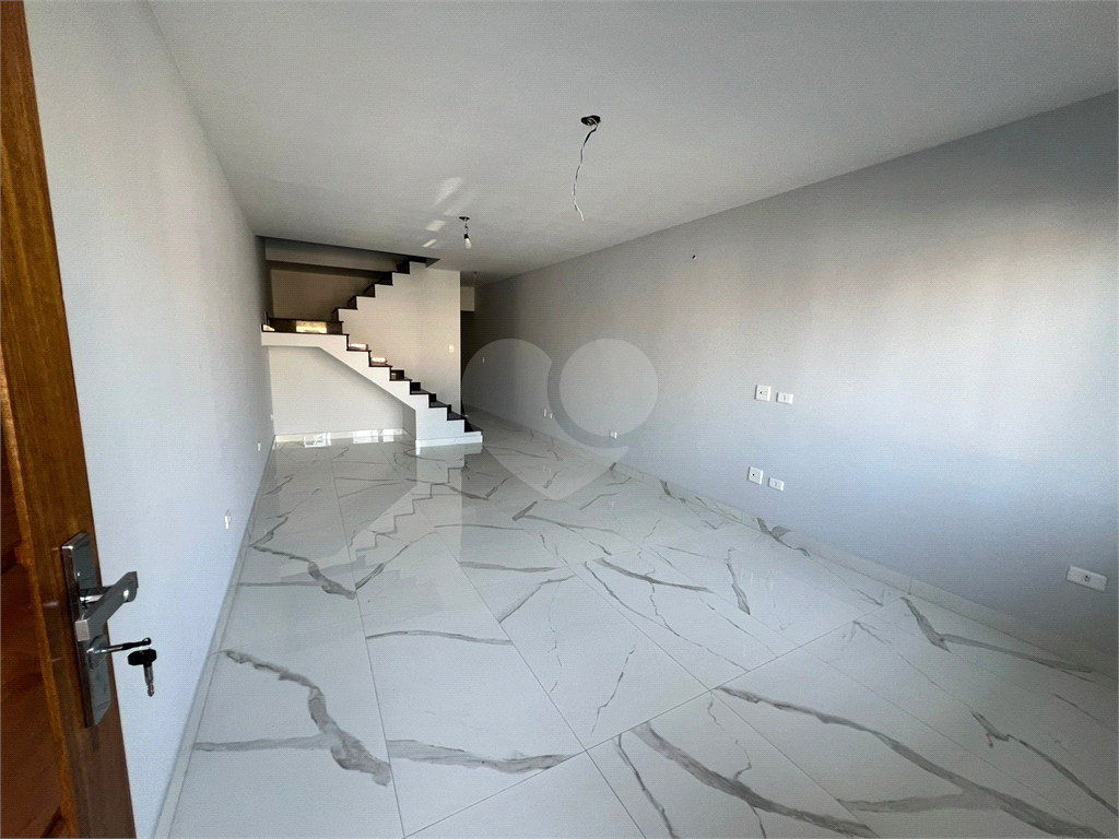 Casa térrea na Vila Paiva, com 300m aproximados de terreno,