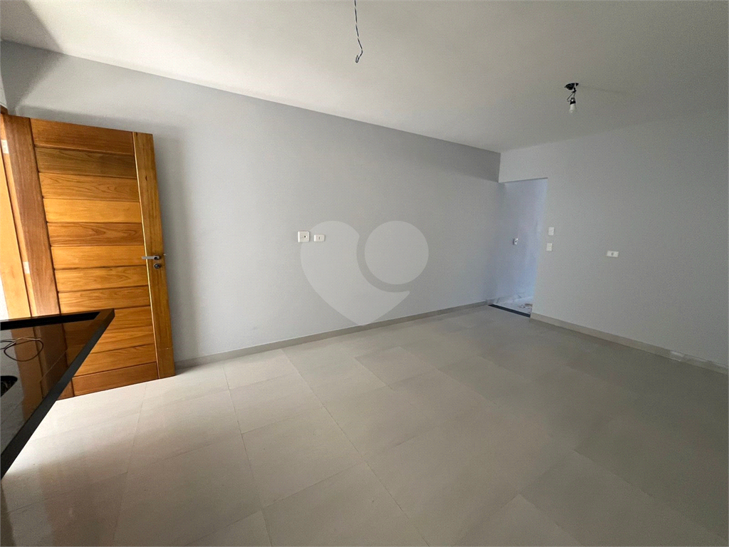 Casa térrea na Vila Paiva, com 300m aproximados de terreno,