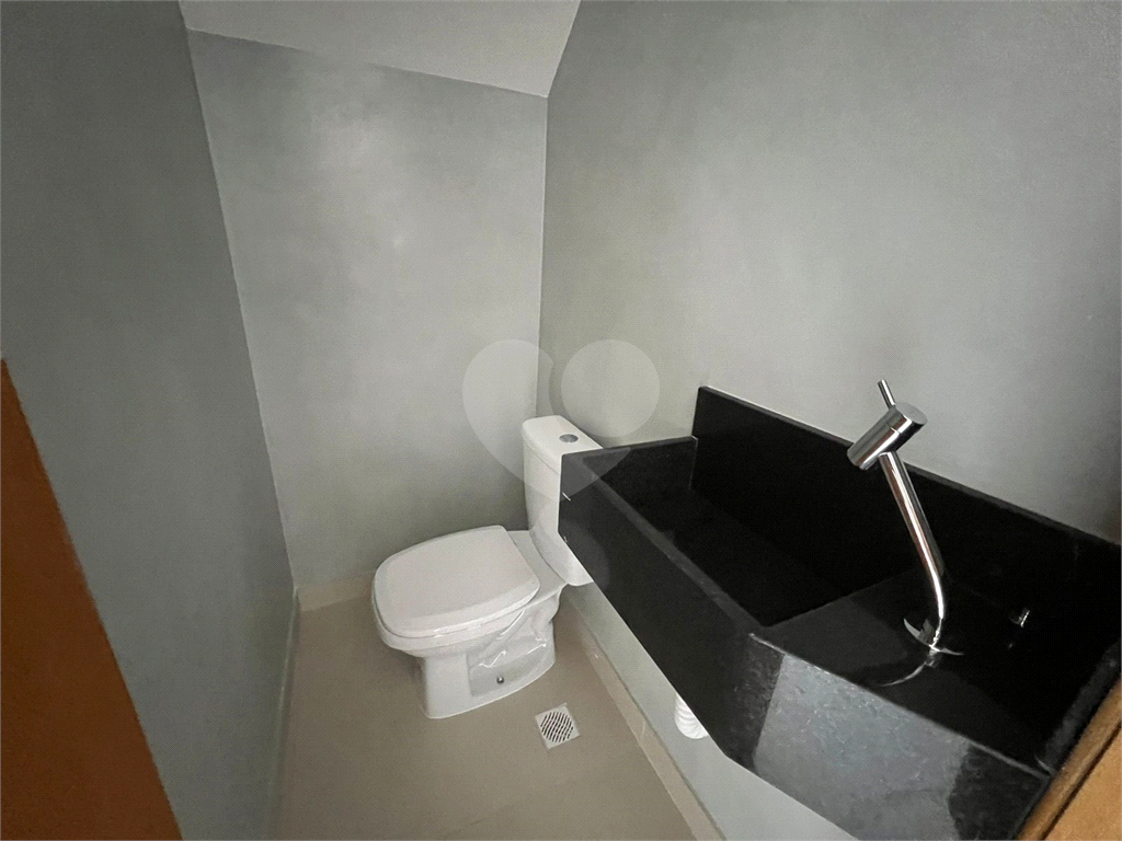 Casa térrea na Vila Paiva, com 300m aproximados de terreno,