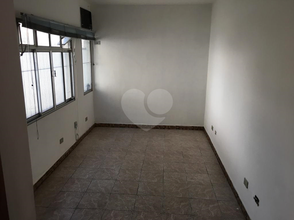 Casa à venda com 3 quartos, 280m² - Foto 2