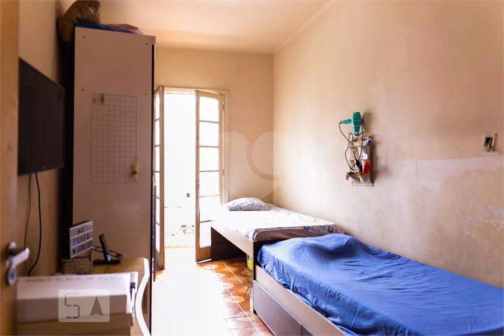 Apto com 88 metros 2 dorm 1 banheiro