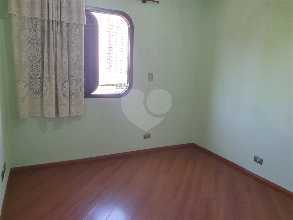 APARTAMENTO em SANTANA