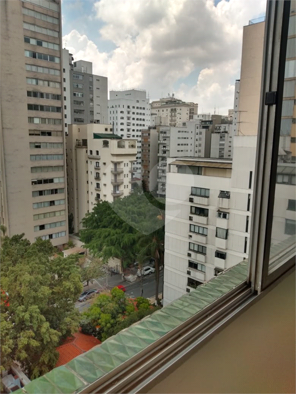 Excelente sala comercial para locação com 72 m2 de área útil, nos Jardins