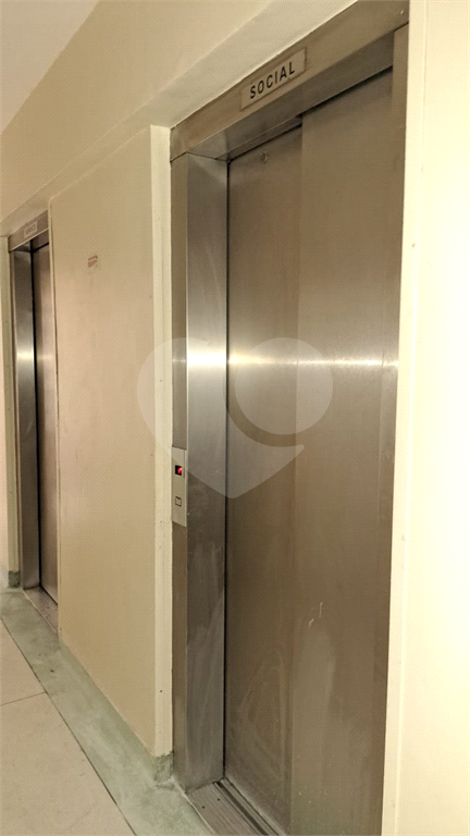 APARTAMENTO em LAPA