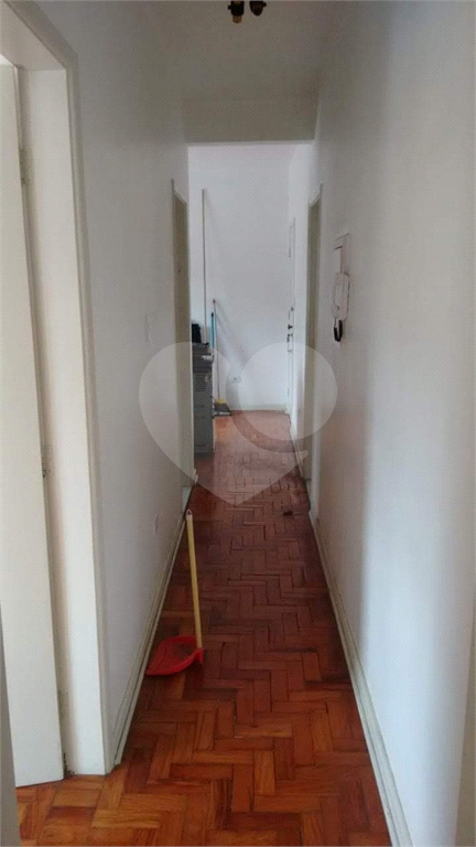 Apartamento à venda com 2 quartos, 62m² - Foto 3