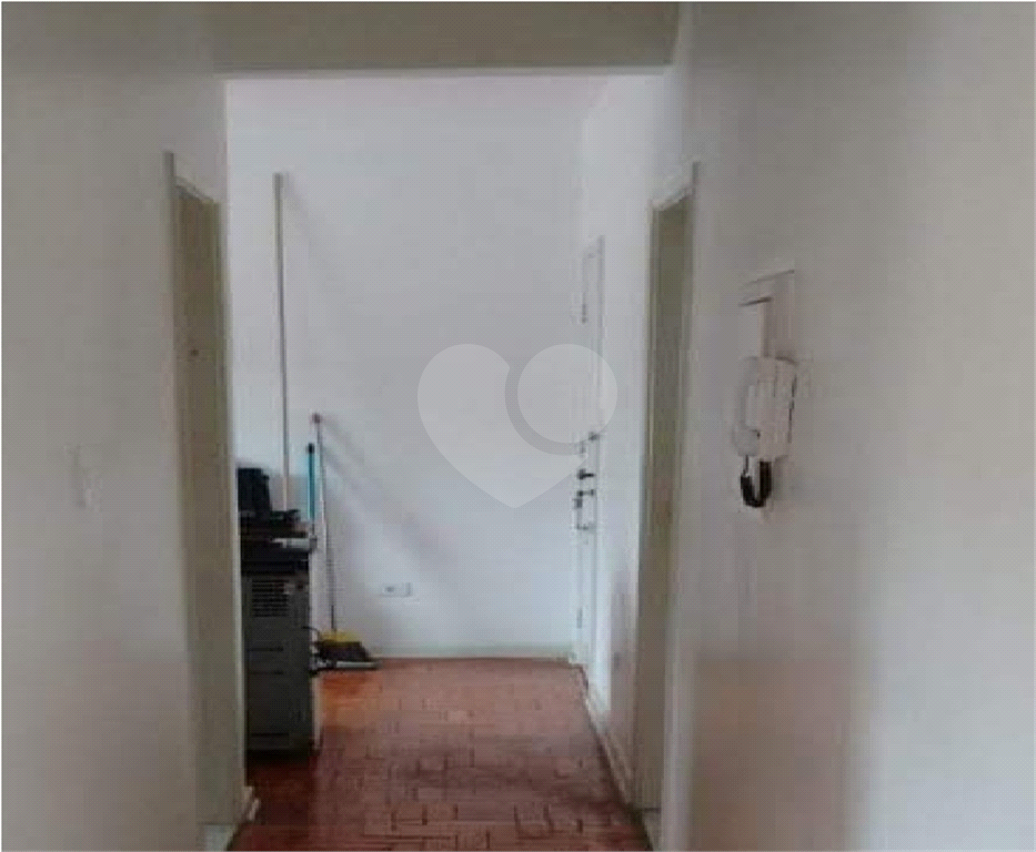 Apartamento à venda com 2 quartos, 62m² - Foto 4