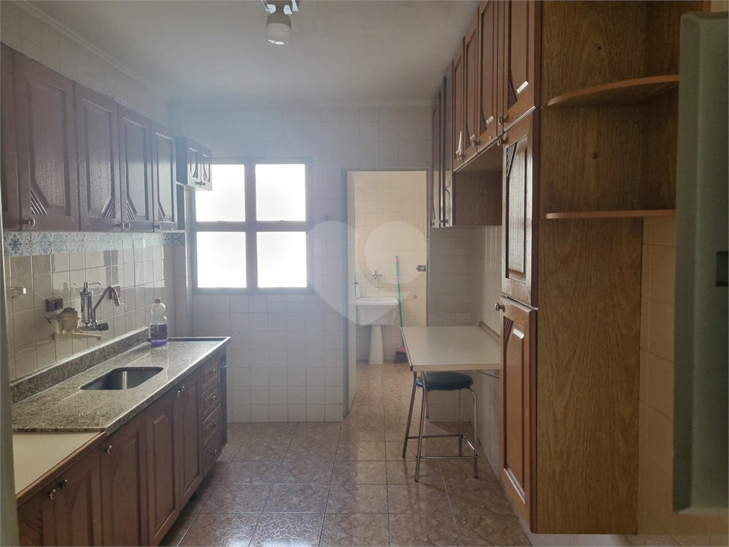 Apartamento à venda com 2 quartos, 78m² - Foto 32