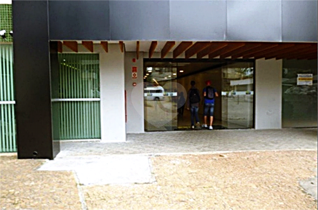 SALAS em SANTANA