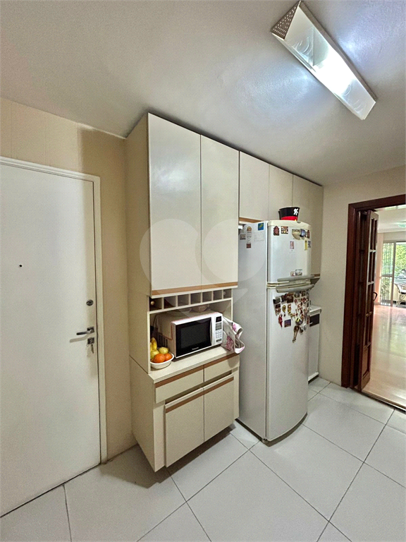 Apartamento na Av. Braz Leme, 110 metros, 3 dormitórios 1 suíte e 2 vagas 