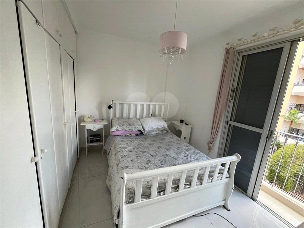 Apartamento à venda com 2 quartos, 58m² - Foto 18